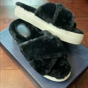 NIB Alex + Alex Black Open Toe Faux Fur Slip On Platform Slippers 7